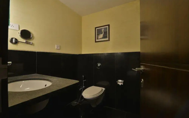 Hotel The Golden Oak Central by Citrus Prime