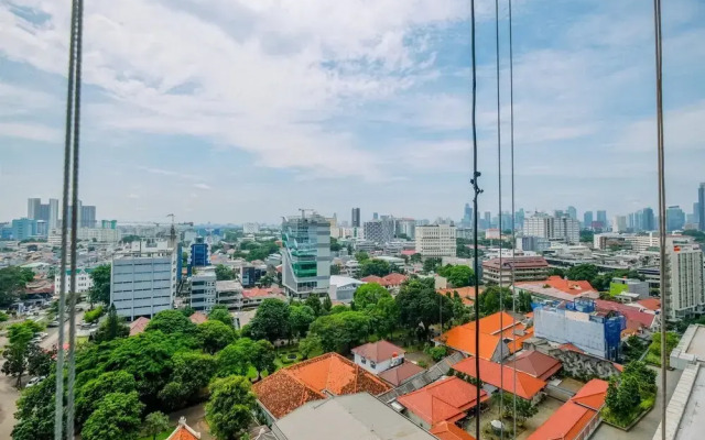 Fancy and Comfy Studio at Menteng Park Apartment