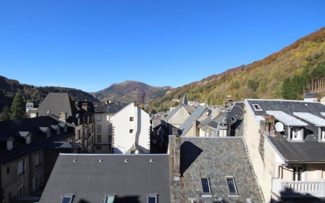 Appartement Mont-Dore, 1 pièce, 2 personnes - FR-1-608-103