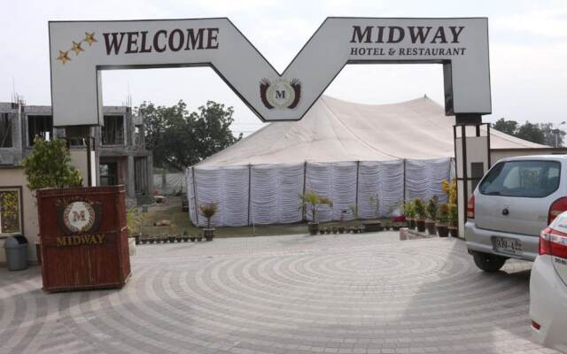 Midway Hotel & Restaurant