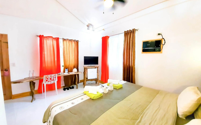 CocoLoco Boracay Beach Resort