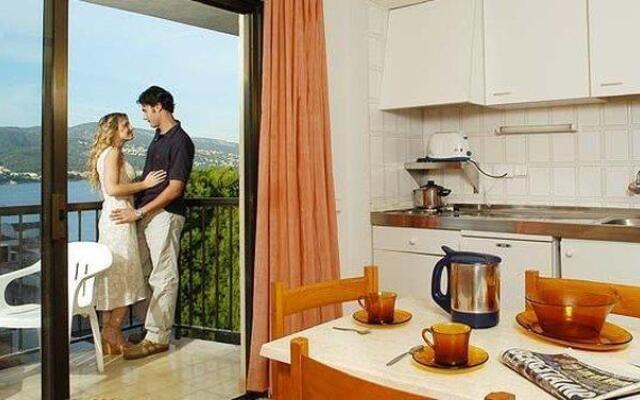 Intertur Waikiki Apartments