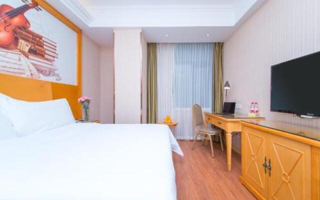 Vienna Hotel Hubei Xiangyang Tanxi Road