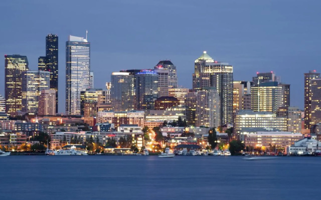 Silver Cloud Inn - Lake Union