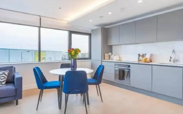 Brentford - 2 Bedroom, Brentford