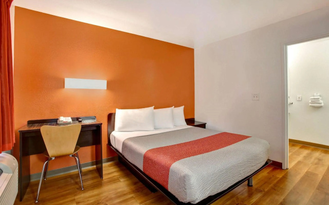 Motel 6 Sunnyvale, CA - North