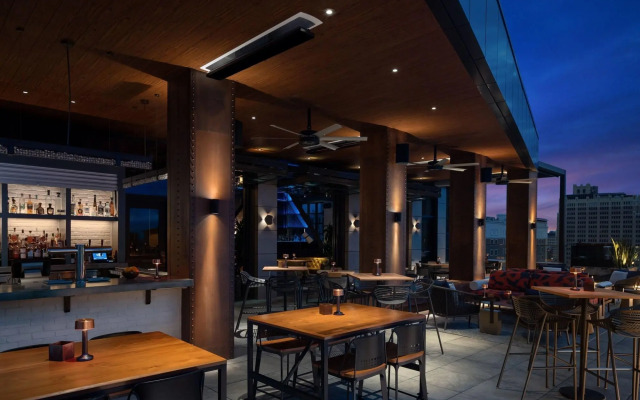 Element San Antonio Riverwalk