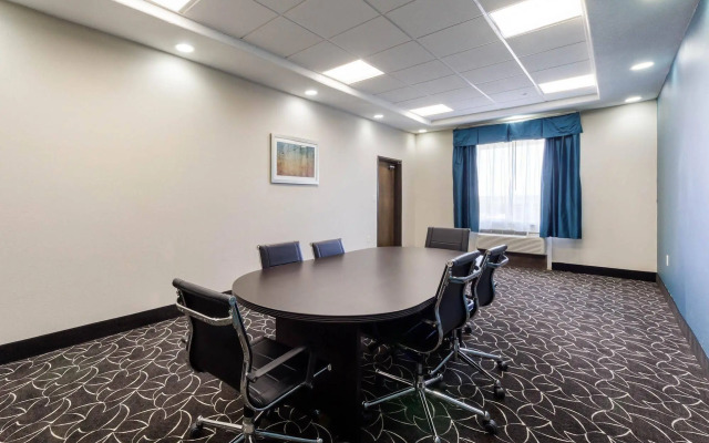 Hotel Victoria by IHG