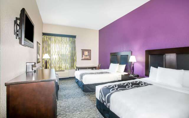 La Quinta Inn & Suites by Wyndham Kyle - Austin South