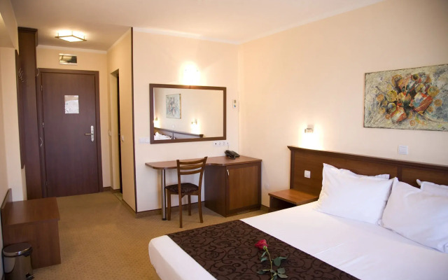 Hotel Favorit