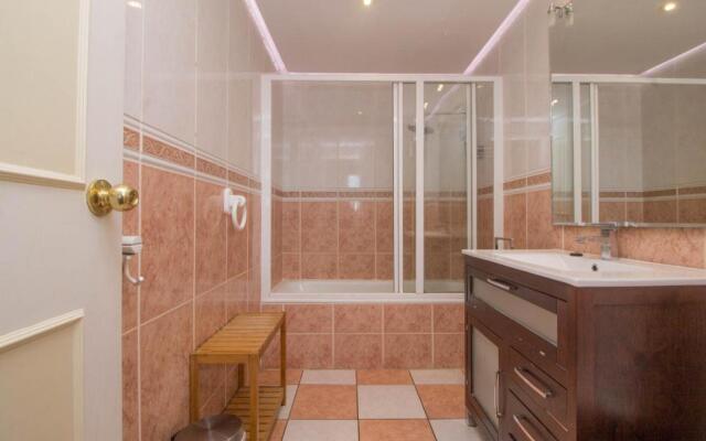 Duquesa 704 by IVI Real Estate