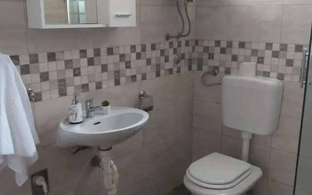 Metajna House With Pool And Sea View