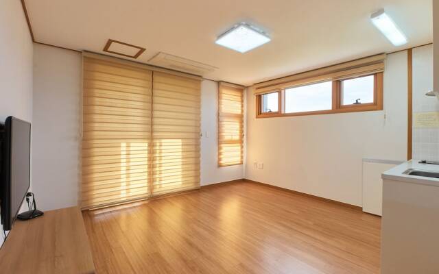 Sungsan Woori House Pension