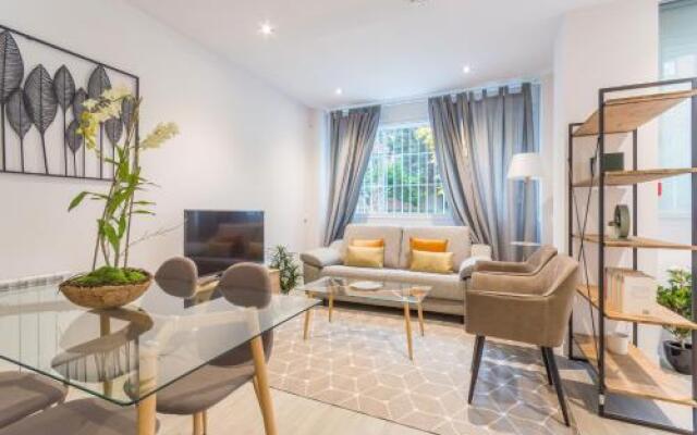 Mit House Avenida America En Madrid Capital