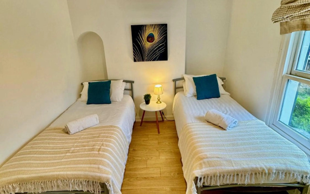 EasyRest Apartments Spalding - Whole Private House - Sleeping 5