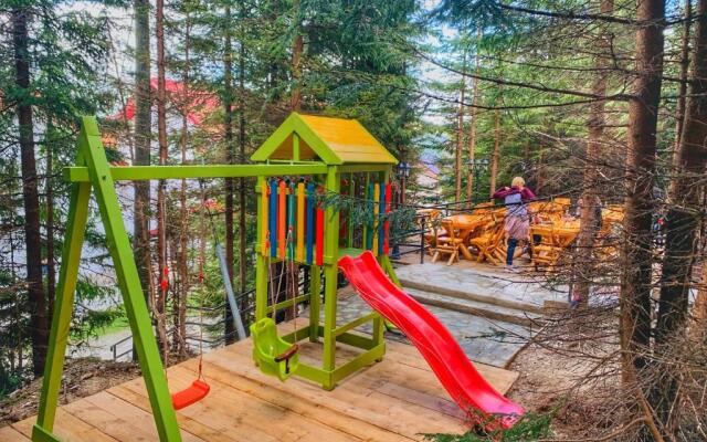 Altitude Guest House Ranca