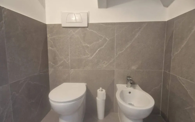 Modern Viggiù Suite Home