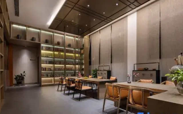 PHIREN Hotel (Yanghu Wetland Station, Changsha)