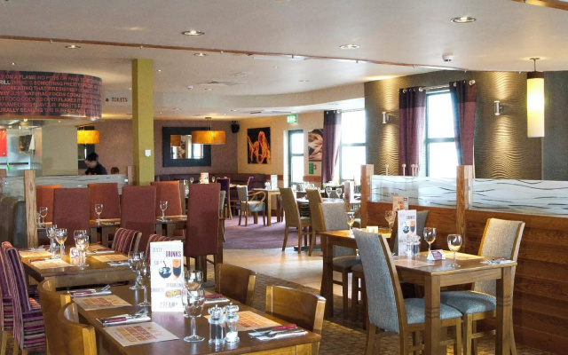 Premier Inn Glasgow Newton Mearns (M77 J4)