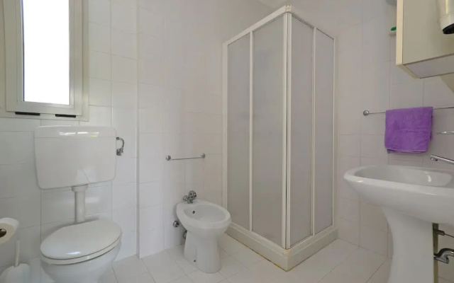 Apartment With Pool Access
