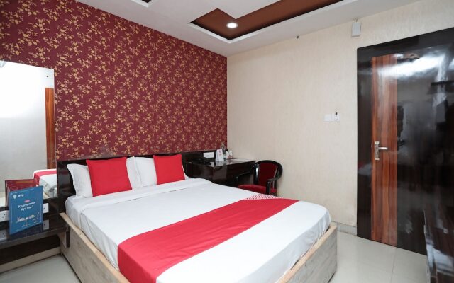 OYO 24971 Hotel South City