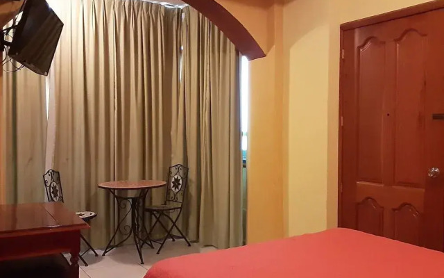 Oyo Hotel Quetzalcoatl