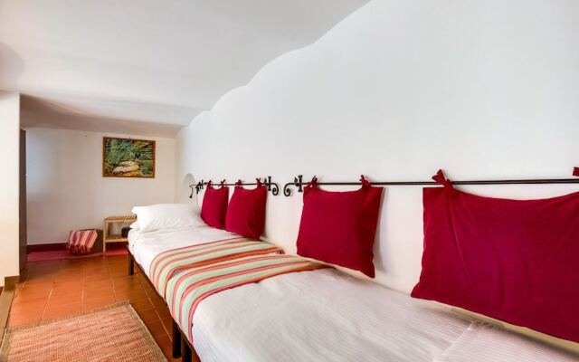 Charming Flat 1 Minute on Foot From Colosseum