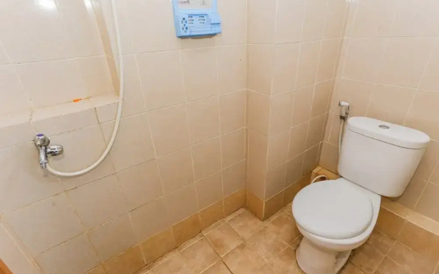 Hotel O Ciputat Near Apartment Green Lake View Ciputat