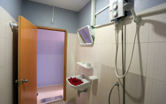 Cheng Lay Guesthouse