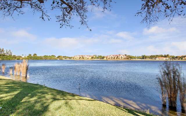 La Quinta Inn & Suites by Wyndham Ft. Lauderdale Airport