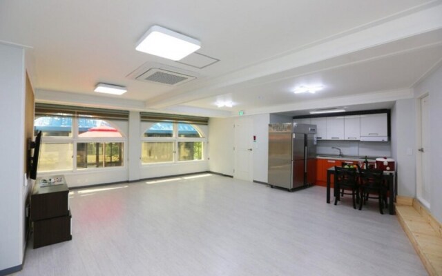Jecheon Nine Valley Pension