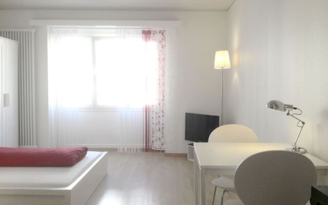 Hitrental Central Apartments