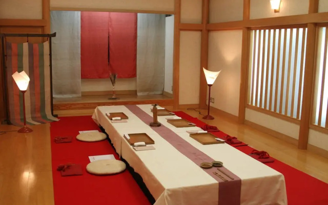 Nara Park Hotel