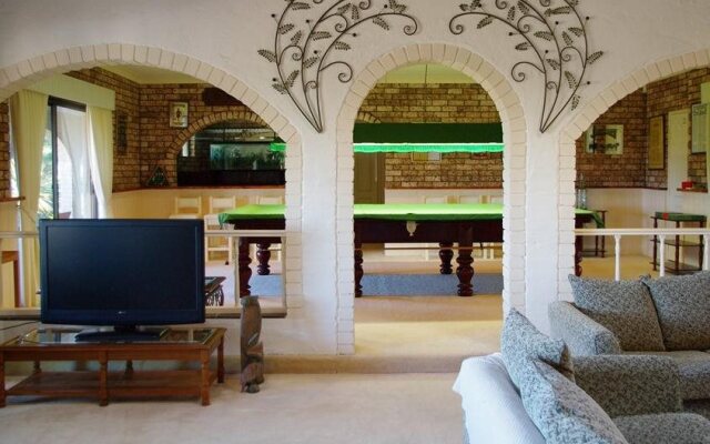 Batemans Bay Manor - Bed and Breakfast