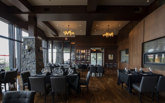 Muskoka Bay Resort