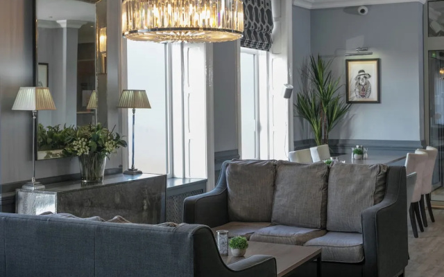 The Glendower Hotel