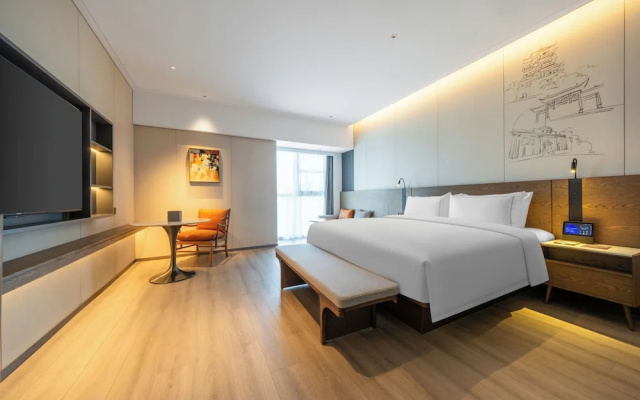 UrCove by Hyatt Nanjing South Railway Station BaiJia Lake – Guest Rooms – Nanjing