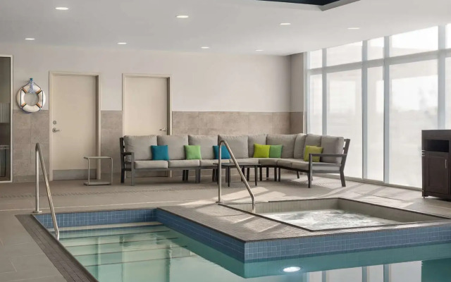 Hampton Inn by Hilton Kingston