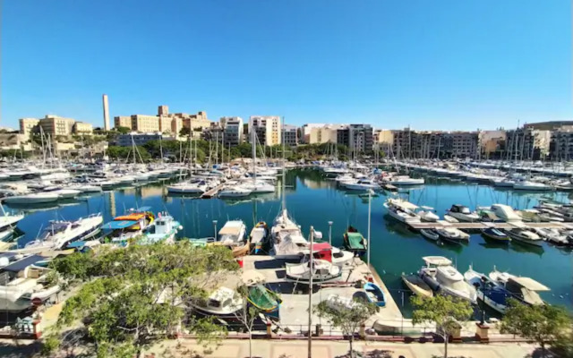 2 Bedroom Apartment - Spacious, Bright & Central - 4
