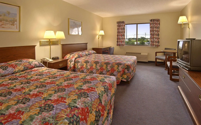 Ramada Limited Mount Sterling