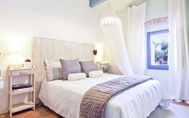 Traditional House Restored for 6 Persons With Pool in Ullastret