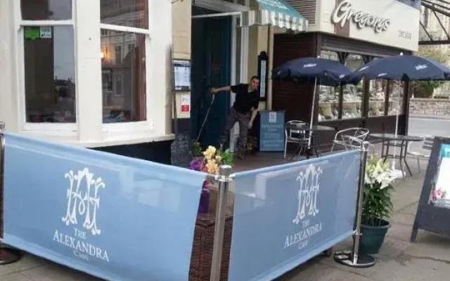 The New Alexandra Hotel