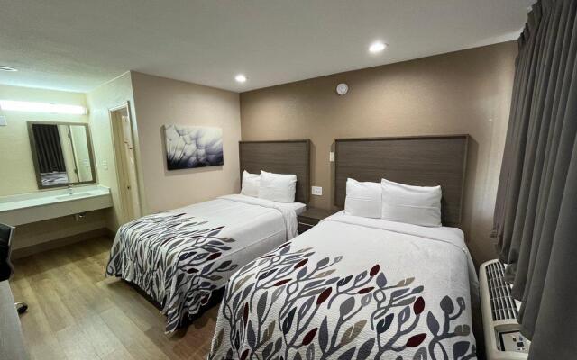 Red Roof Inn Haltom City