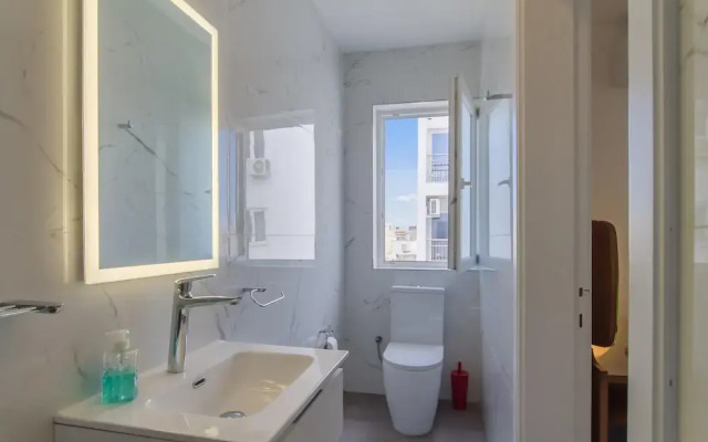 Sunny Penthouse Modern 2 bdr - Sliema