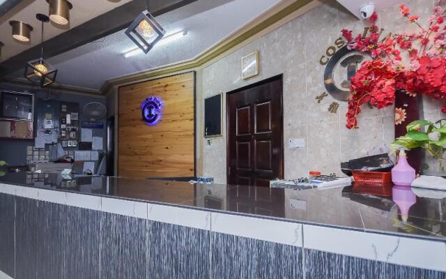 Cosy Inn by OYO Rooms