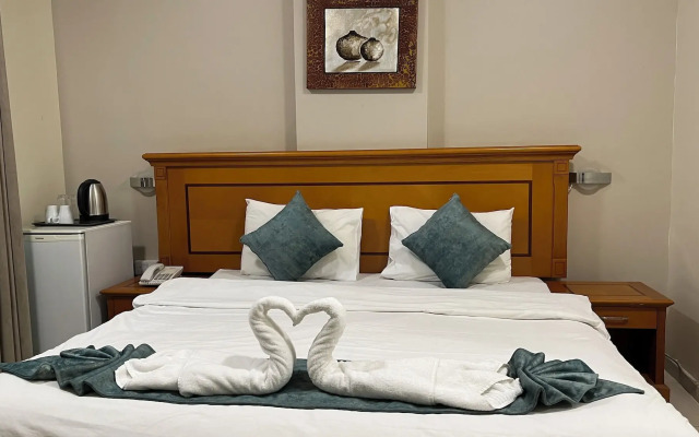 Al Murooj Hotel Apartments
