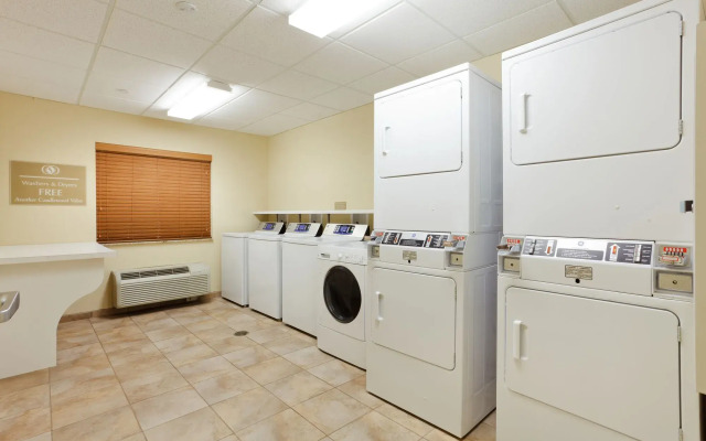 Candlewood Suites Harrisburg I-81 - Hershey Area by IHG