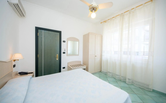 La Residenza Aparthotel