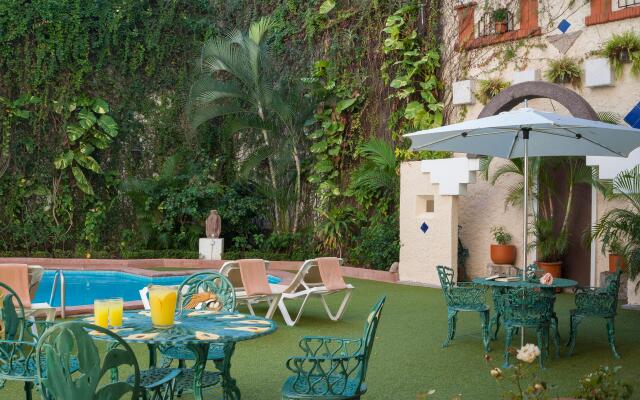 Los Arcos Suites
