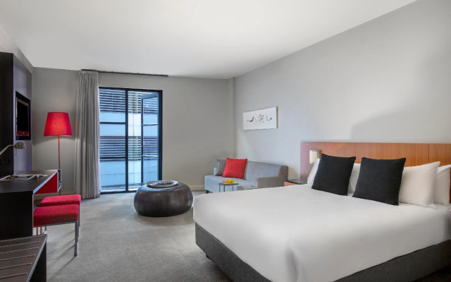 Mantra Hindmarsh Square Adelaide